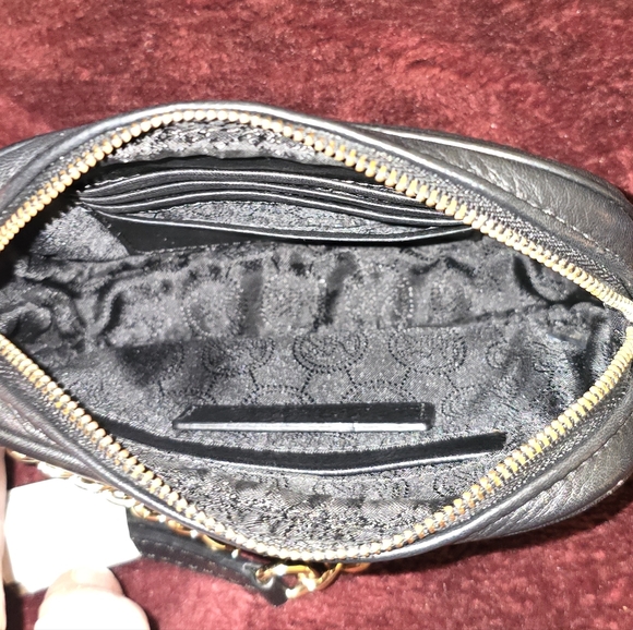 MICHAEL Michael Kors Jet Set Black Pebbled Leather Crossbody. EUC - Picture 8 of 14